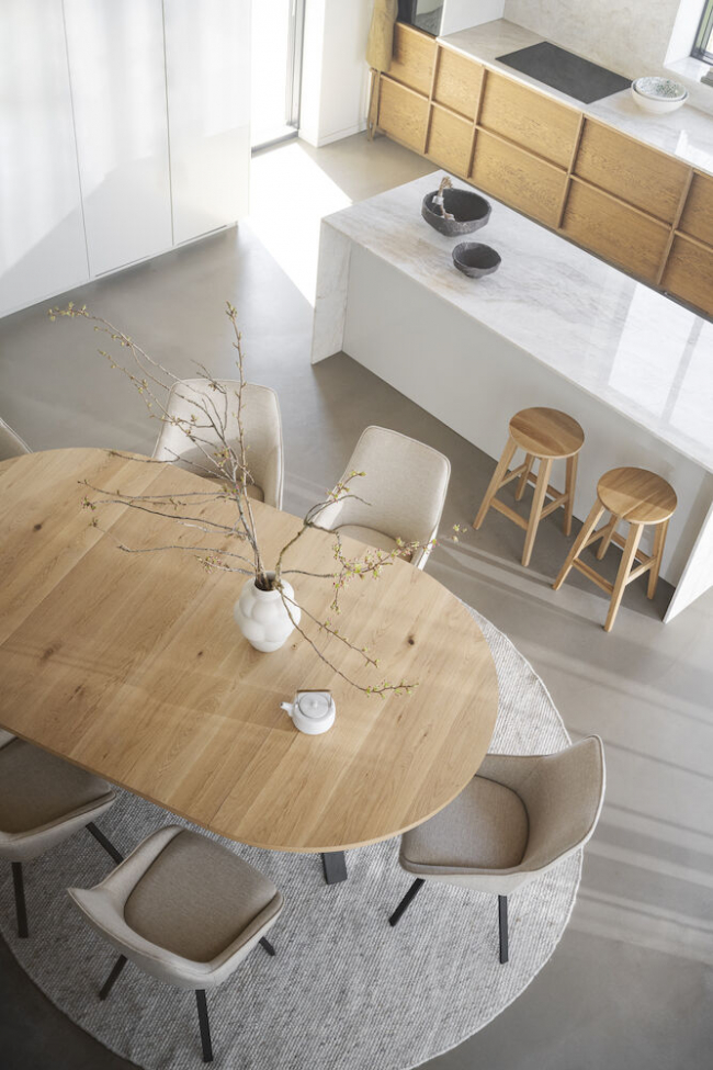 Table à manger 'Maddock' Ronde 135cm - Chêne
